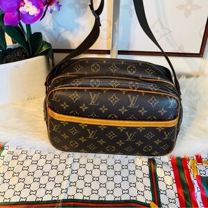 #041 LV REPORTER Louis Vuitton Monogram Brown  Bag